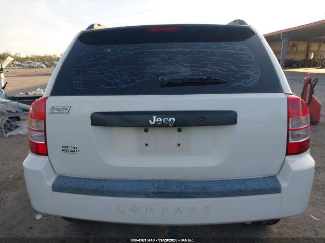 Jeep Compass Sport Image 2