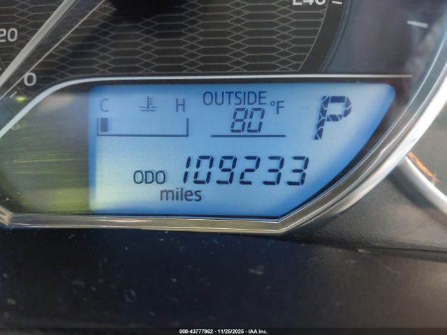 Toyota Corolla Le Image 13