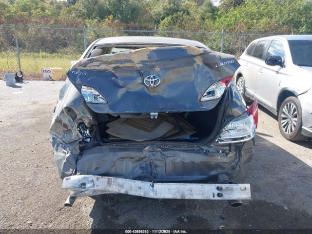 Toyota Avalon Limited Image 16