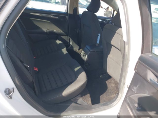 Ford Fusion Se Image 14