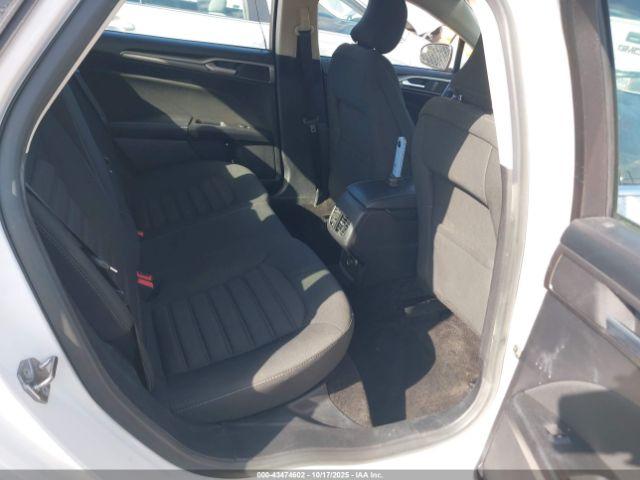 Ford Fusion Se Image 14