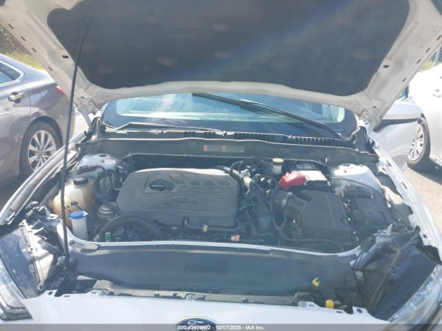 Ford Fusion Se Image 8