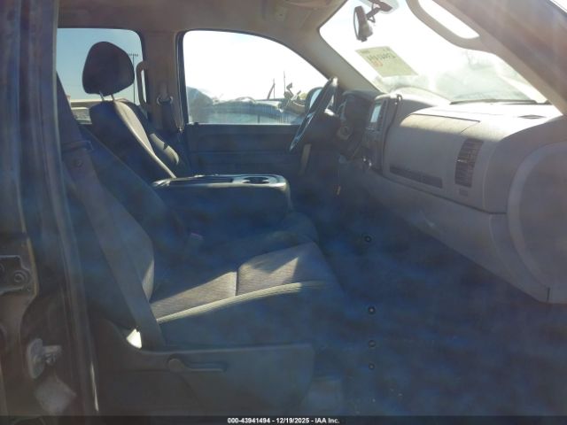 Chevrolet Silverado 1500 Ls Image 6