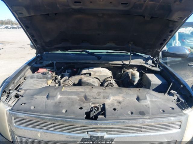 Chevrolet Silverado 1500 Ls Image 16