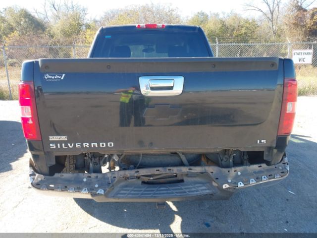 Chevrolet Silverado 1500 Ls Image 15