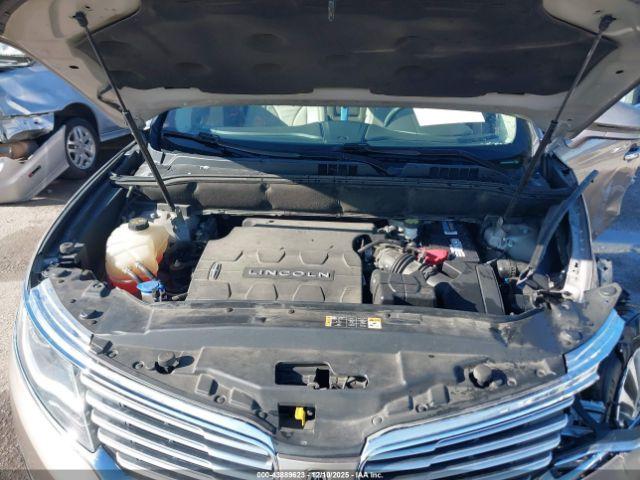 Lincoln MKX Select Image 2