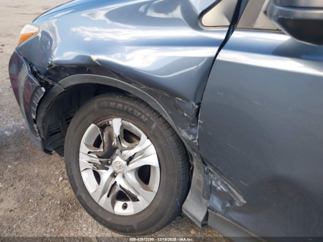 Toyota RAV4 Le Image 10