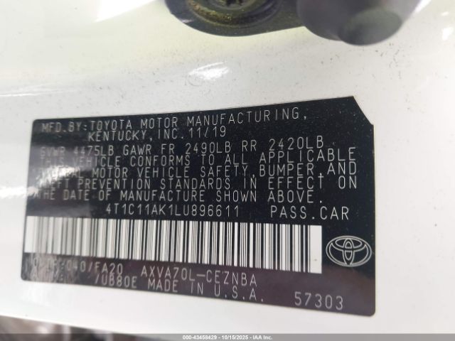 Toyota Camry Le Image 3