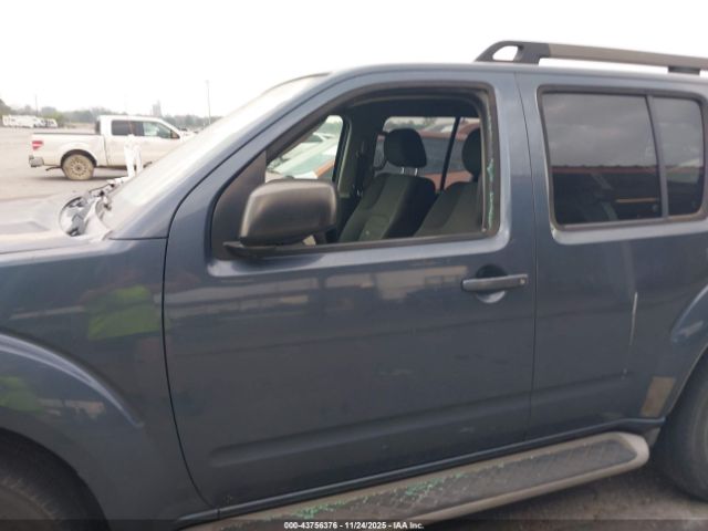 Nissan Pathfinder S Image 11