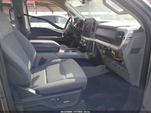Ford F-150 Xlt Image 5