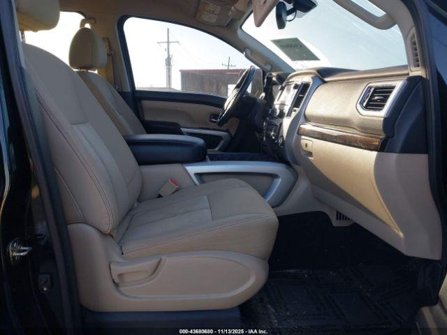 Nissan Titan Sv Gas Image 15