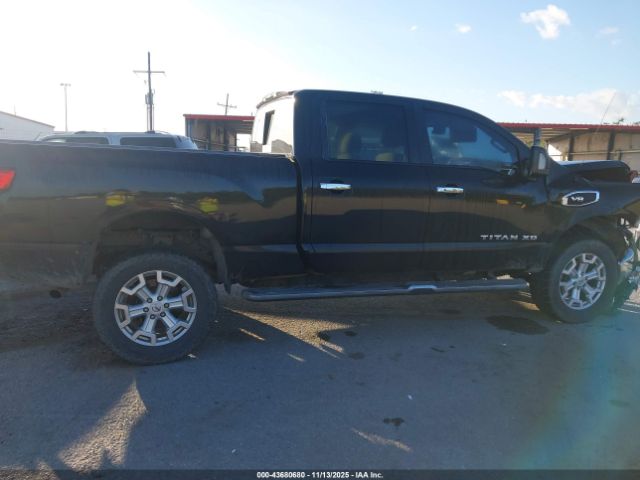 Nissan Titan Sv Gas Image 9