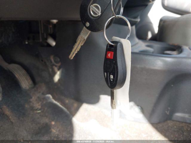 Nissan Versa Sv Image 2