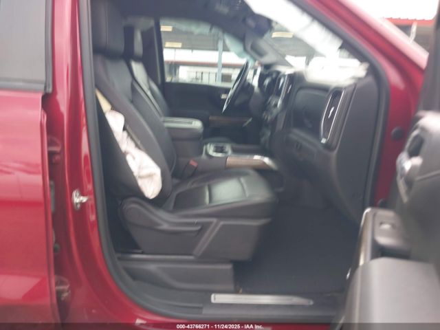 Chevrolet Silverado 1500 Rst Image 14