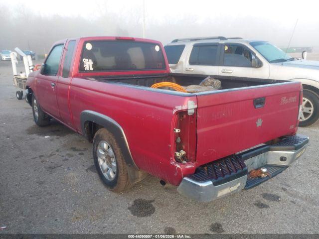 Nissan Frontier Image 3