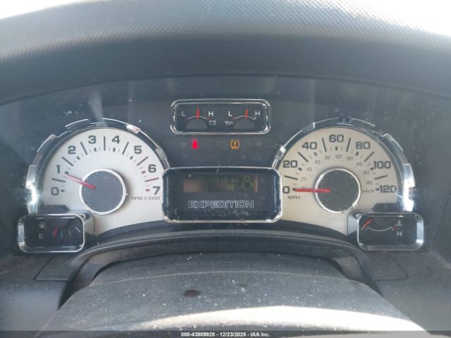 Ford Expedition Xlt Image 6