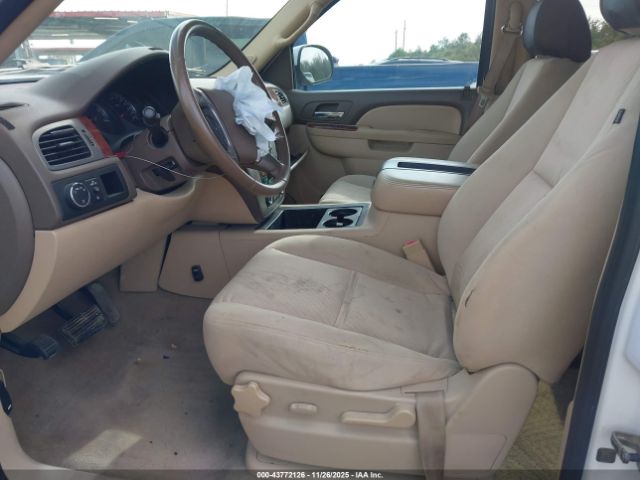 GMC Yukon Sle Image 9