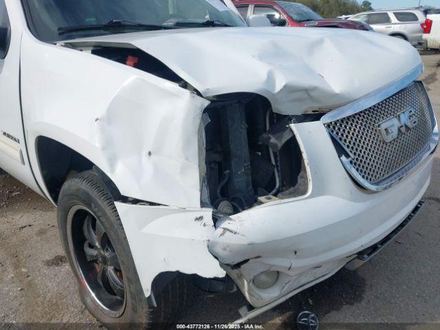 GMC Yukon Sle Image 15