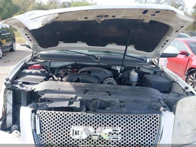 GMC Yukon Sle Image 6