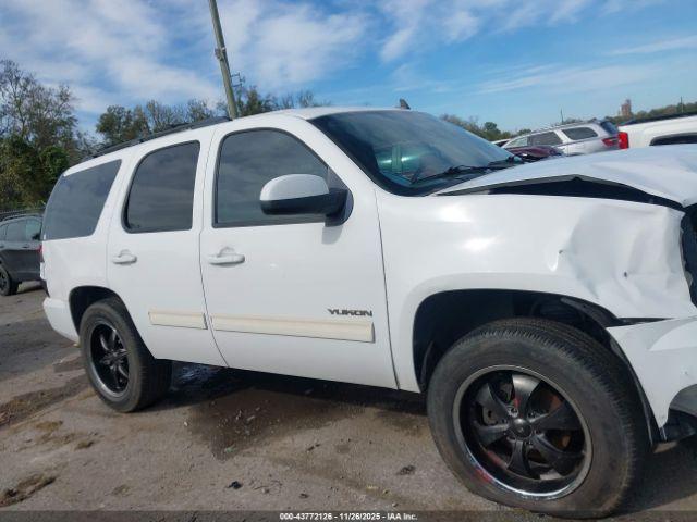 GMC Yukon Sle Image 8