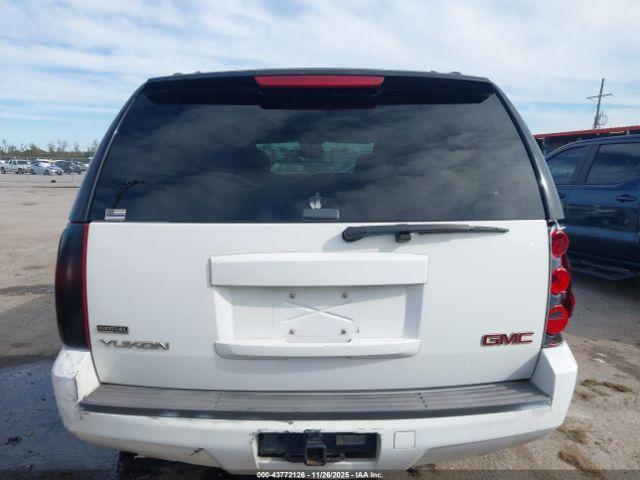 GMC Yukon Sle Image 5