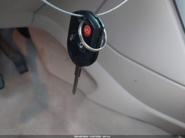 Ford Escape Se Image 10