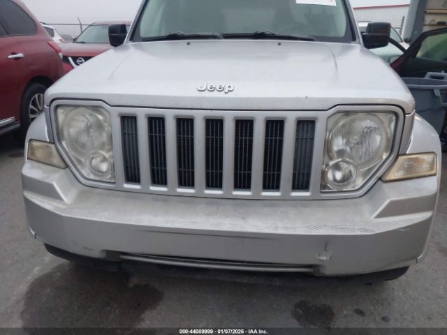 Jeep Liberty Sport Image 7