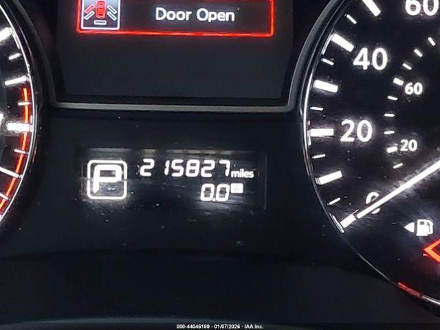 Nissan Pathfinder Sl Image 7