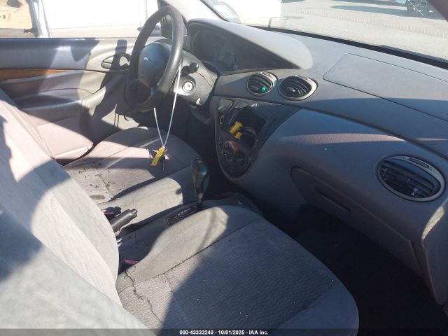 Ford Focus Lx Image 3