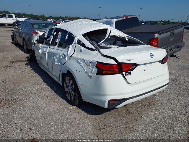 Nissan Altima S Fwd Image 5