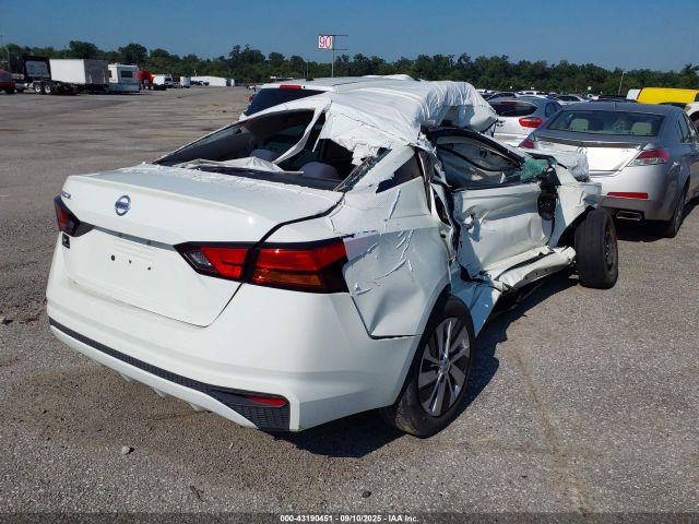 Nissan Altima S Fwd Image 9