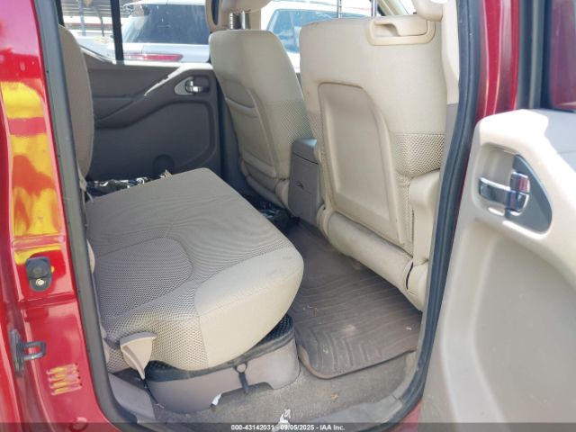 Nissan Frontier Se Image 10