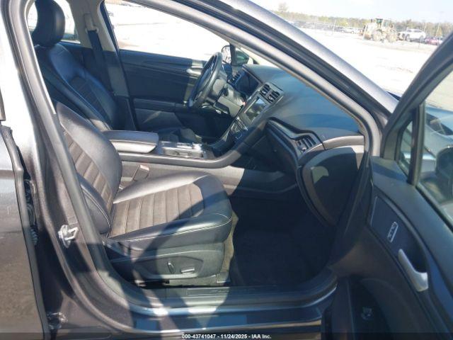 Ford Fusion Se Image 9