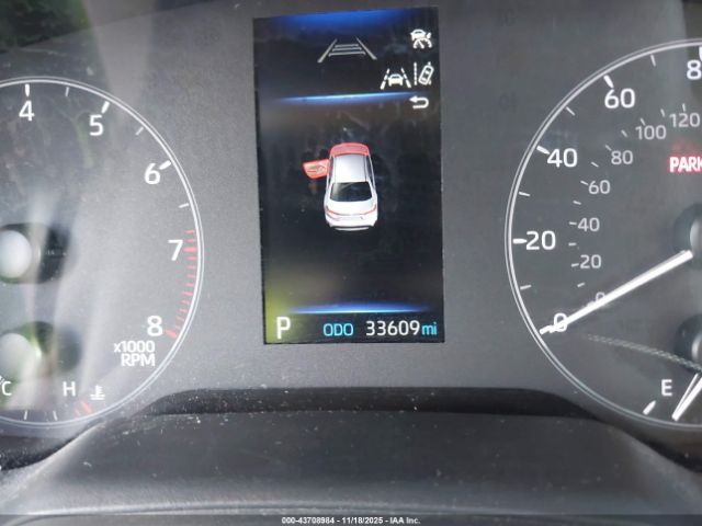 Toyota Corolla Le Image 12