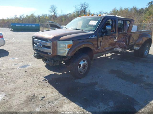 Ford F-350 Lariat Image 10