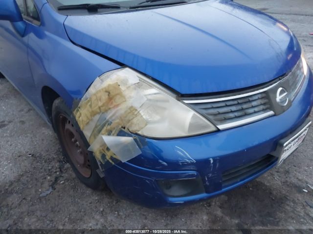 Nissan Versa 1.8s Image 11