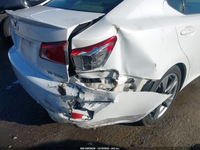 Lexus Is Image 10