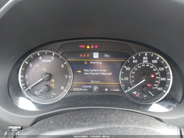 INFINITI Qx Essential Awd Image 16