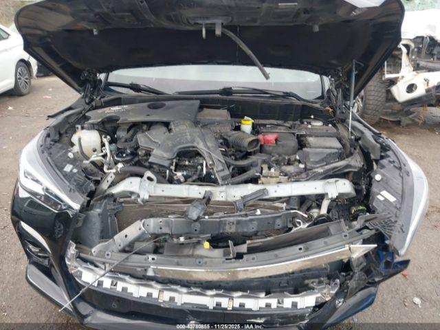 INFINITI Qx Essential Awd Image 7