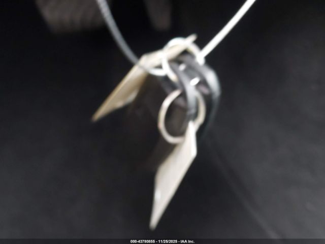 INFINITI Qx Essential Awd Image 15