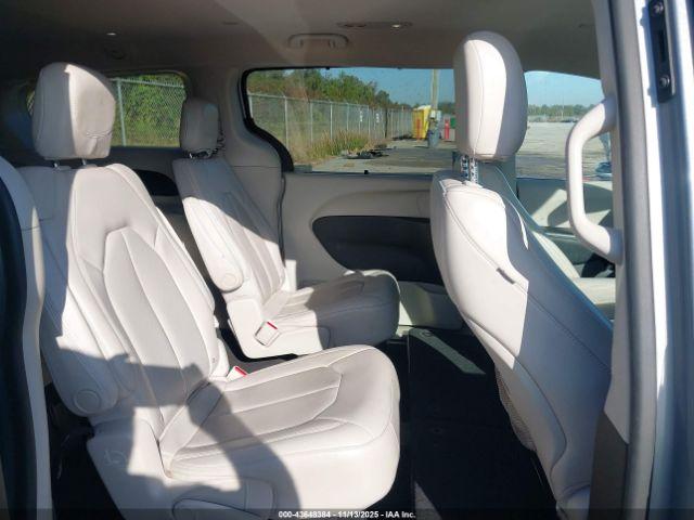 Chrysler Voyager Lxi Image 7