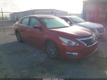 Salvage Nissan Altima