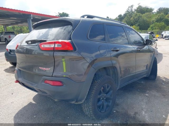 Jeep Cherokee Trailhawk Image 6