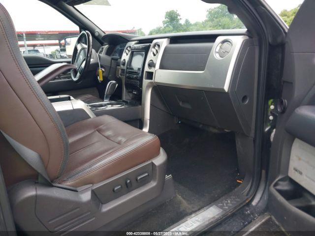 Ford F-150 Platinum Image 4